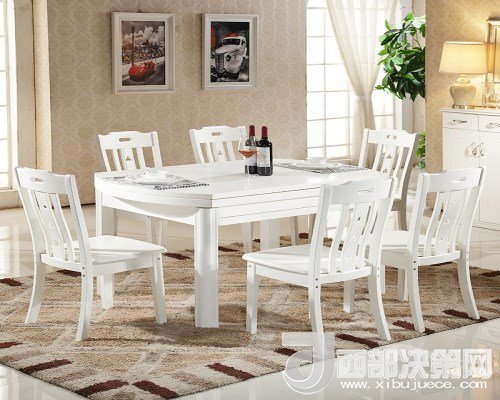 喜歡白色餐桌 但椅子該如何搭配？