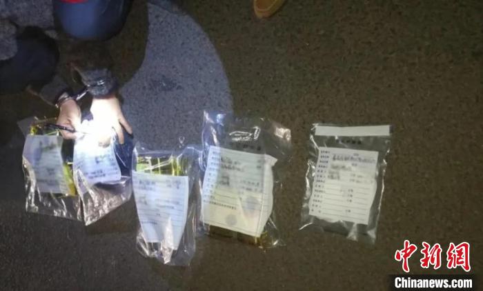 圖為云南警方查獲的毒品?！≡颇鲜」矎d供圖 攝