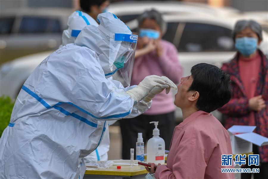 （新華全媒頭條·兩會(huì)精神看落實(shí)·圖文互動(dòng)）（5）整體謀劃、系統(tǒng)升級(jí)、全面提升——落實(shí)全國兩會(huì)精神織牢織密公共衛(wèi)生防護(hù)網(wǎng)