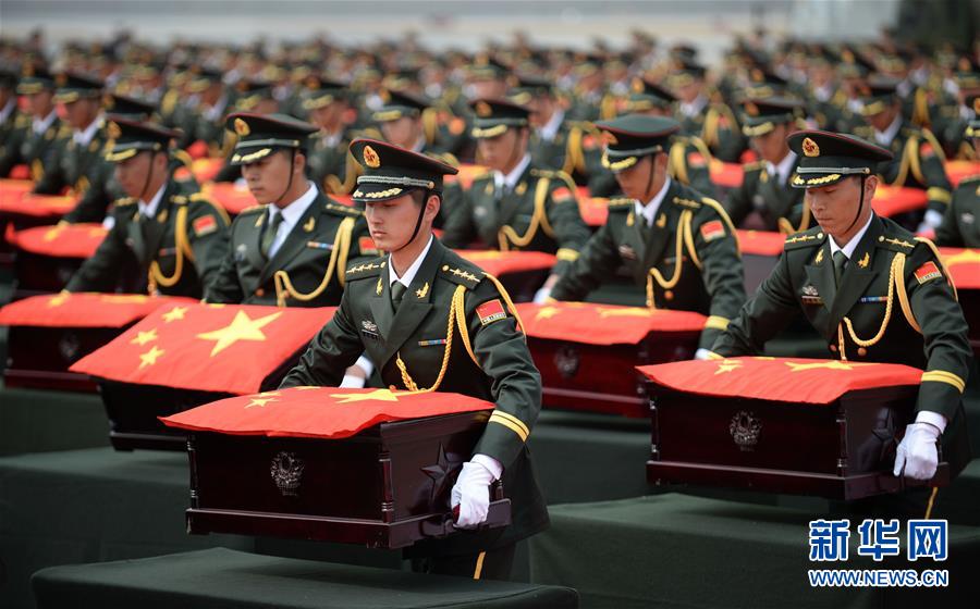 (圖文互動)(1)穿越時(shí)空的思念——社會各界祭奠抗美援朝英烈側(cè)記