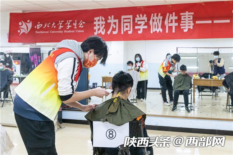 正在上傳... cae5d4e298bc7f82742a92a77a606bf1.jpg